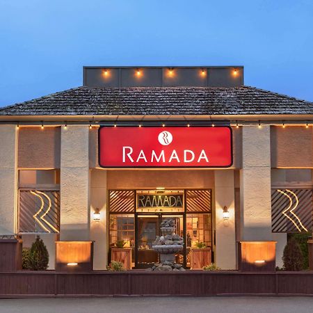 Отель Ramada By Wyndham Арката Экстерьер фото