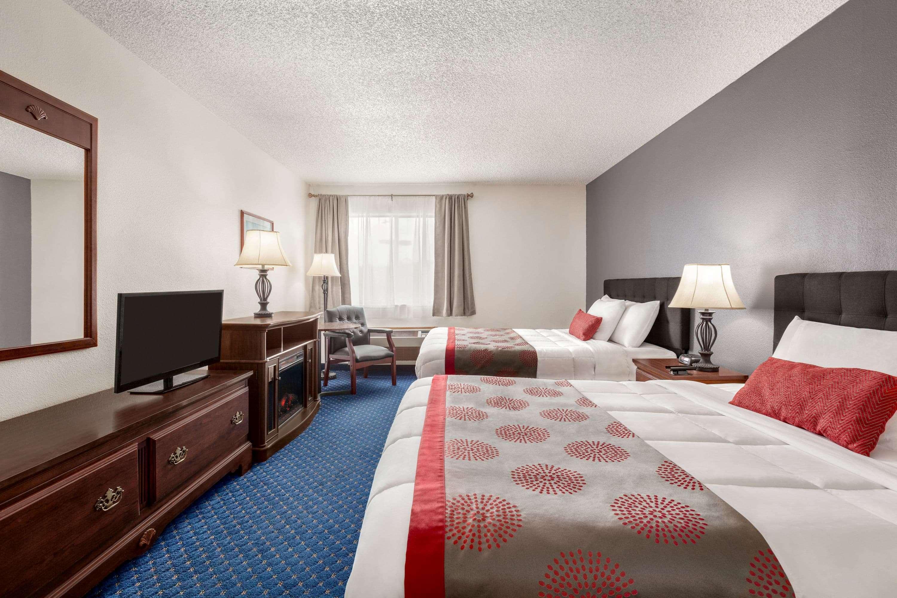 Отель Ramada By Wyndham Арката Экстерьер фото