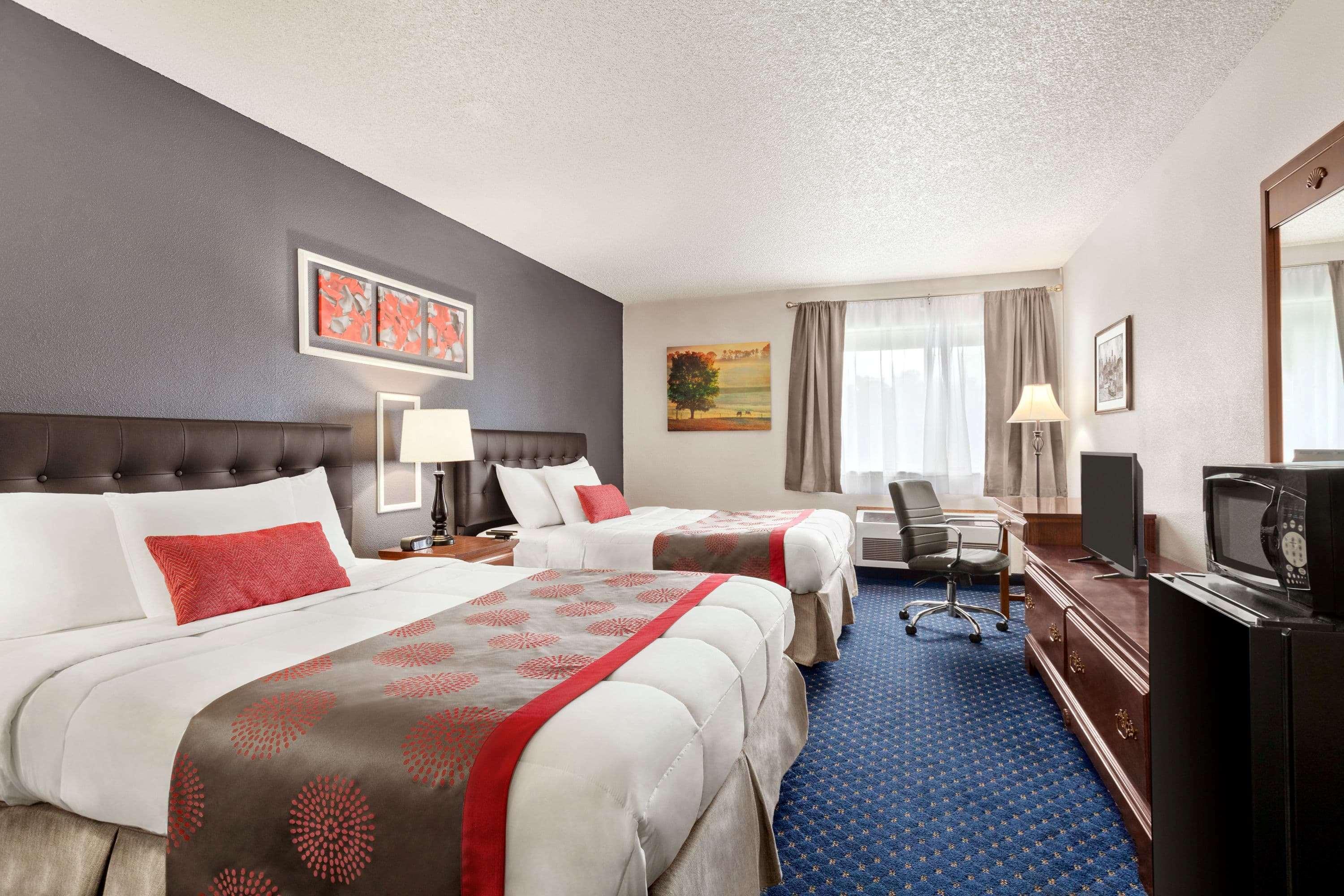 Отель Ramada By Wyndham Арката Экстерьер фото